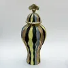 New high-end retro Chinese ceramic vase handicrafts, living room TV cabinet ornaments, dining room entrance table, dried fresh flower decorative ornaments, light luxury decorative ornaments, flower art, living room dining table ornaments, realistic flower arrangement, European style pottery Specification image